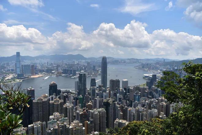 捕魚機:鄧炳強秘密離港去泰國被質疑,難道不知道什麽更重要嗎?